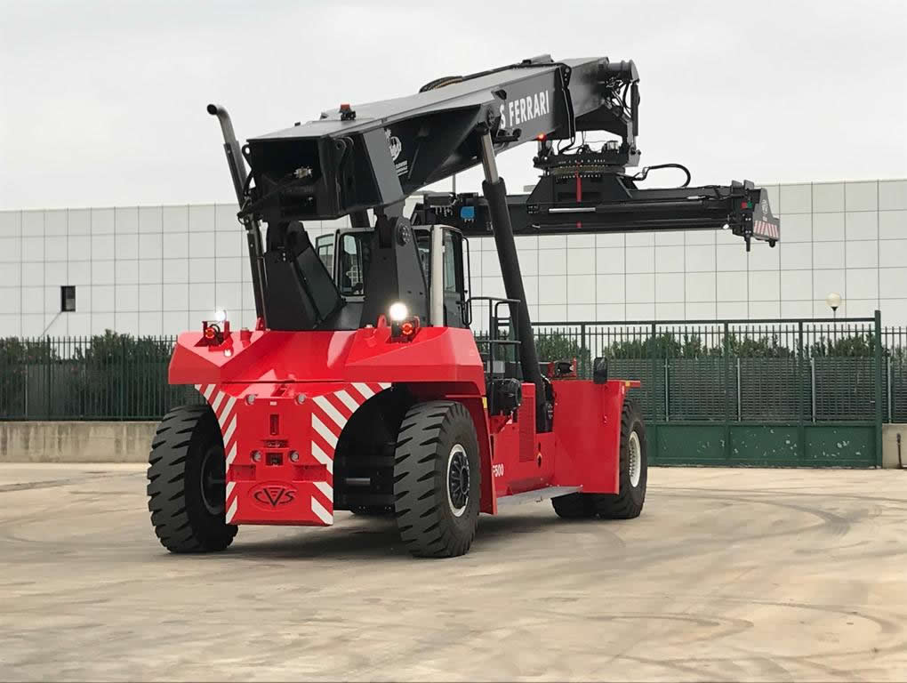 Reachstacker CVS Ferrari